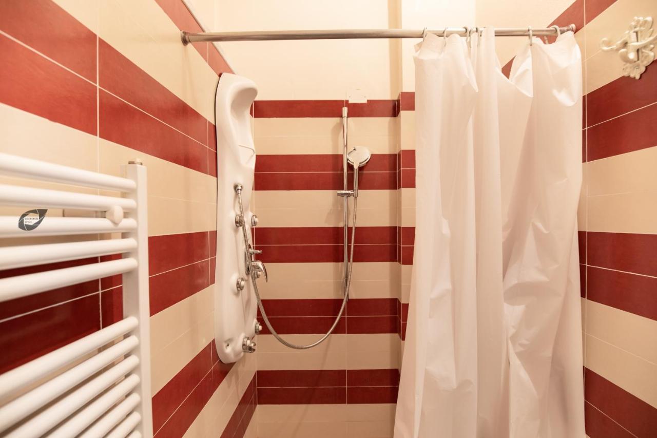 Foscolo Apartment Виареджо Екстериор снимка