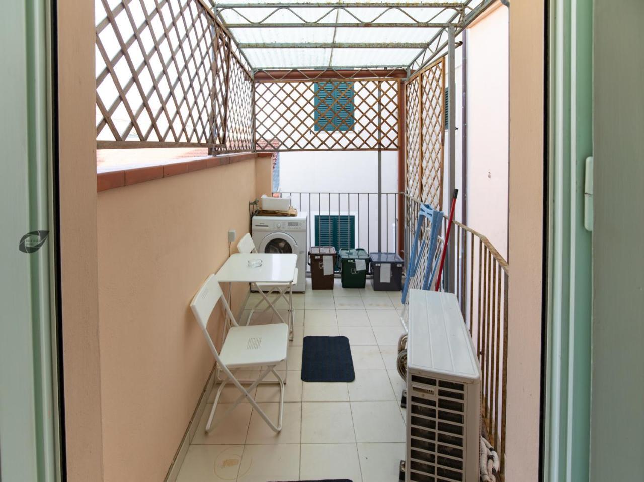 Foscolo Apartment Виареджо Екстериор снимка